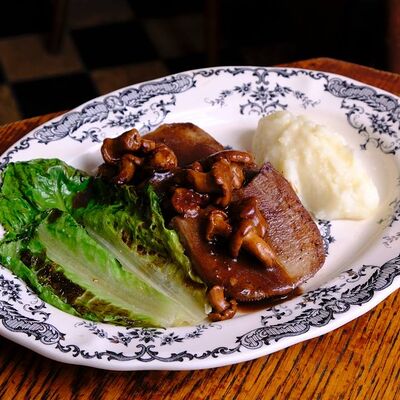 Говяжий язык в Дюбонне по цене 1450 ₽