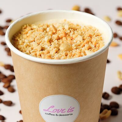 Раф Сникерс в Love is кофе с любовью по цене 380 ₽