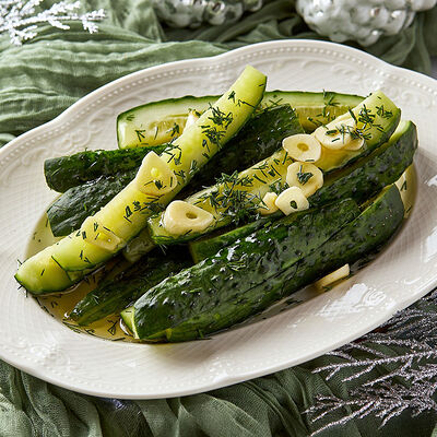 Огурцы хрустящие слабосоленые в Сандуны Урал по цене 980 ₽