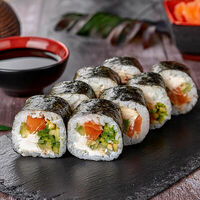 Логотип Sushi town