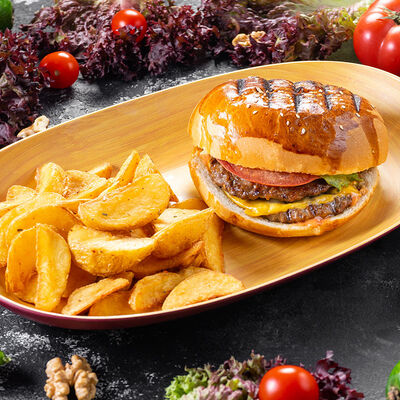 Чизбургер в Chef Burger & Doner по цене 850 ₽