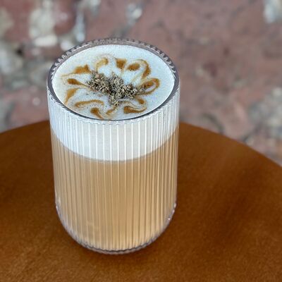 Латте с халвой в 112 Кофе Кухня по цене 389 ₽