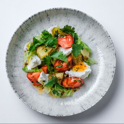 Салат с печеным баклажаном в Базар по цене 500 ₽