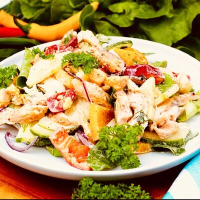 Куриный Салат в Шашлычный Домик по цене 450 ₽