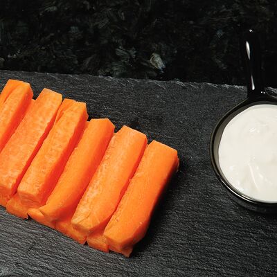Морковные палочки в Зун-Зан по цене 200 ₽
