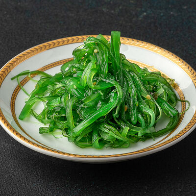 Салат Чука в Orisushi по цене 350 ₽