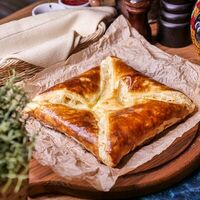 Хачапури слоёный Пеновани в Рача