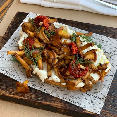 Брускетта с лисичкам в Сыроварня по цене 850