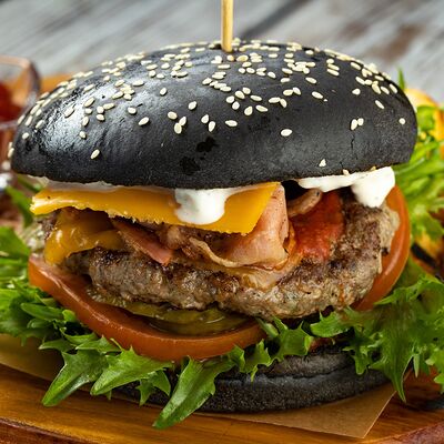 Black бургер в William Bass по цене 800 ₽