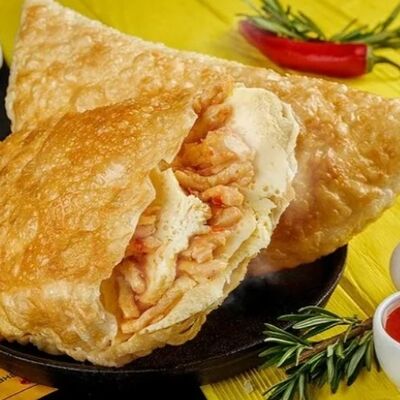 Чебурек Курица по-азиатски с омлетом в Чебурекми по цене 300 ₽