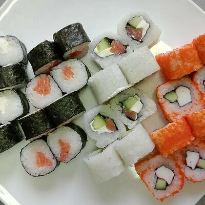 Сет роллов № 1 в Академия по цене 1500 ₽