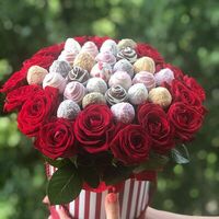 Шляпная коробка Доброе сердце L в FlowBerry