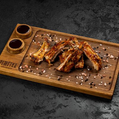 Свиные рёбра на гриле в Гриль бар Решётка по цене 590 ₽