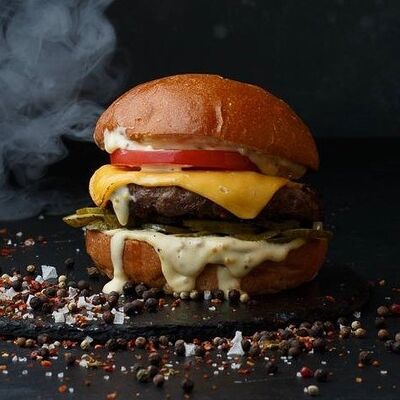 Чизбургер в Изи Паб по цене 695 ₽