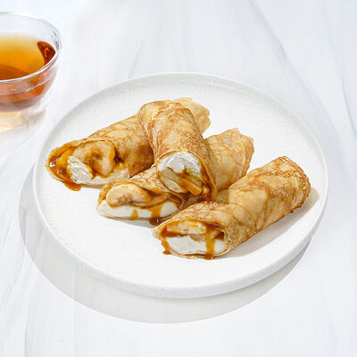 Блин с бананом и соленой карамелью 2 шт в Магбургер & Братья Караваевы по цене 325