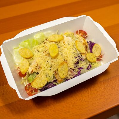 Салат Цезарь с курицей в Krakenssushi по цене 430 ₽