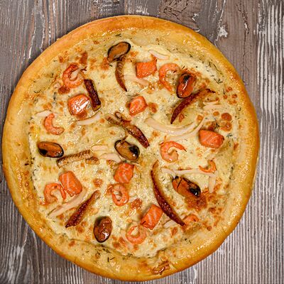 Пицца морская в Fusion по цене 890 ₽