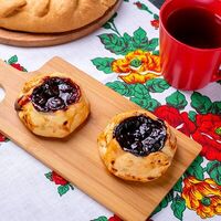 Вишневое лукошко в Светлая пекарня