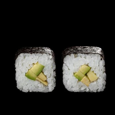 Авокадо хосомаки в Мируки & Итальяно по цене 265 ₽