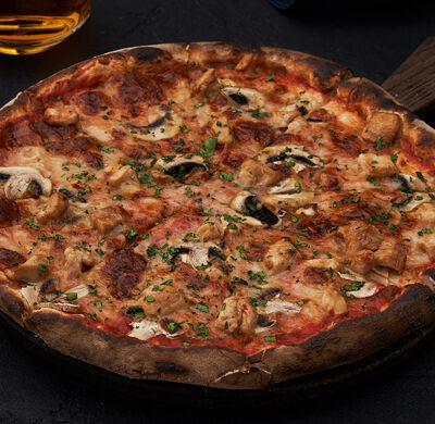 Пицца с курицей и грибами 23 см в Mojo по цене 260