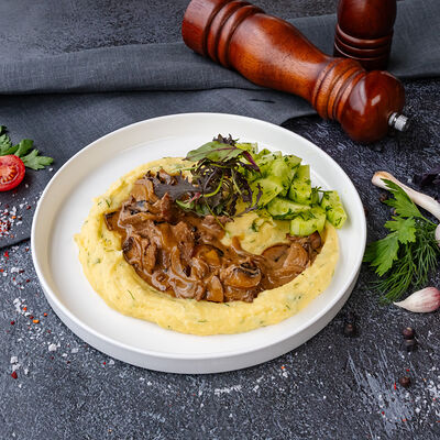 Строганов с картофельным пюре в КРЫША по цене 1190 ₽