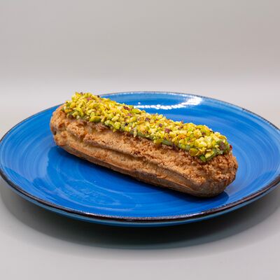 Эклер Фисташковый в Organic Coffee по цене 329 ₽