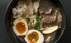 Рамен мясной ( три вида мяса) в Papaya по цене 660 ₽