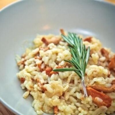 Паста Ризотто с тунцом в Kirova street по цене 290 ₽