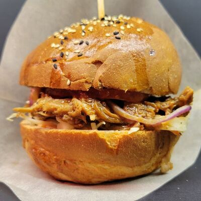 Сочный Хрюндель в Brisket Eat&Fun по цене 790 ₽