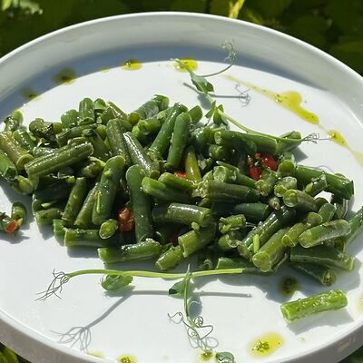 Фасоль стручковая с кинзой в Crystal по цене 280 ₽