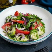 Салат по-грузински в PanDuri
