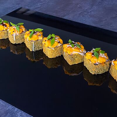 Жареный ролл Острый цыпленок в My Sushi по цене 979 ₽