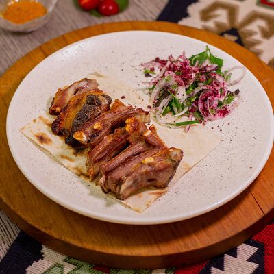 Шашлык из бараньих ребрышек в Хан Булак по цене 650 ₽