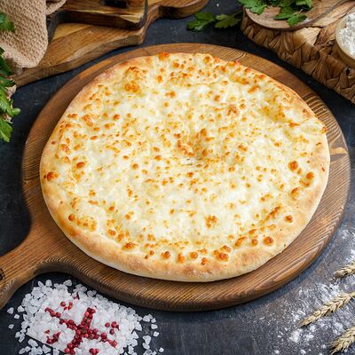 Хачапури по-мегрельски в Чинтамани по цене 950 ₽