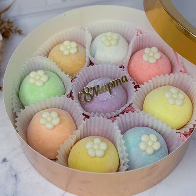 Пирожные моти. Ассорти на 8 марта в Кондитерская Конфетка Питер по цене 1960 ₽