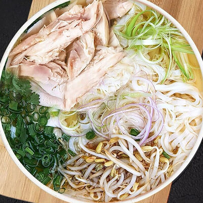 Фо с курицейв Pho +84 по цене 500 ₽