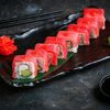 Соломон ролл с тунцом в Fast Япония Premium Sushi по цене 552