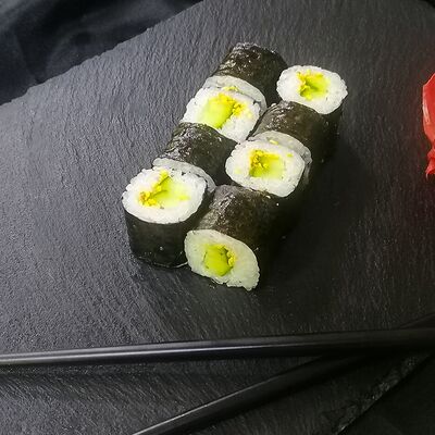 Ролл Огурец в Sushiko по цене 299 ₽
