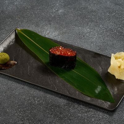 Гункан с икрой в Колхида Palace по цене 175