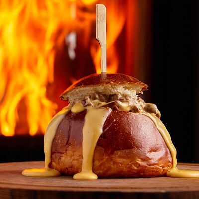 Бургер Вулканв Meat Coin по цене 2700 ₽