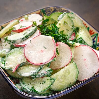 Салат Бахор в Чайхана Пловчик по цене 369 ₽