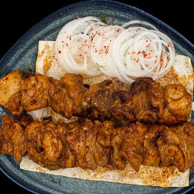 Куриный шашлыкв Shafran по цене 28000 сум