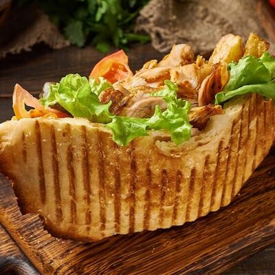 Chicken Shawarma in the chiabatta в Шаурма от Лидии по цене 480 ₽