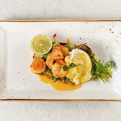 Тост с креветкамив География по цене 860 ₽