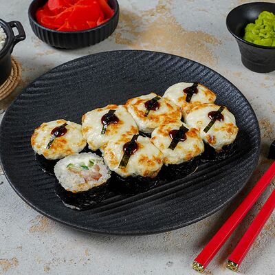 Запеченный ролл с беконом в X-Delivery по цене 720 ₽