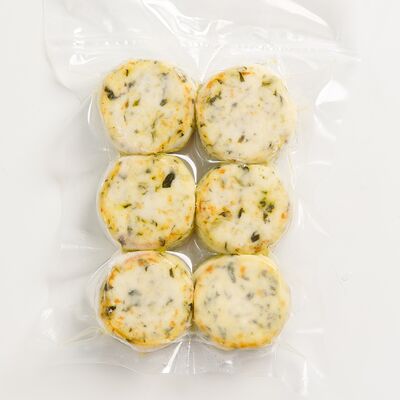 Сырники со шпинатом в упаковке в Coffee Machine по цене 330 ₽