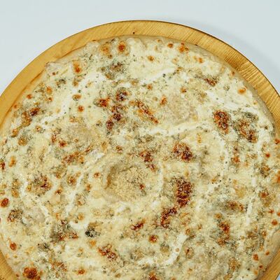 Пицца Четыре сыра в Bananapizza по цене 450 ₽