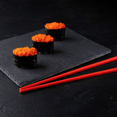 Тобико гункан в Sushiman по цене 319 ₽