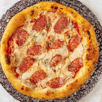 Пицца Груша-фуэт-горгонзола в Beer-Burger по цене 880 ₽