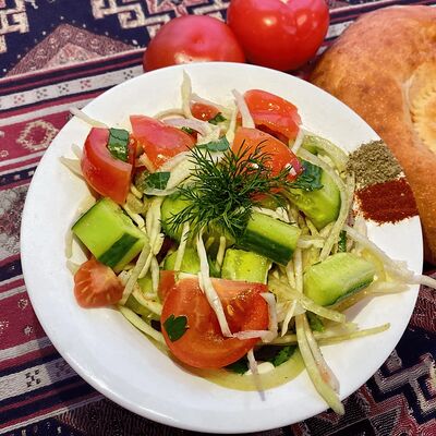 Салат Овощной в Хоровац хаус по цене 400 ₽